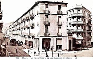 3011- Oran - Rue d' Arzew et Galeries Audeoud